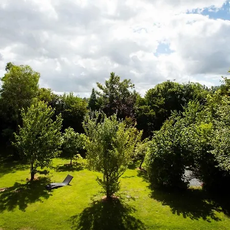 Bed and Breakfast Le Manoir Shagall *
